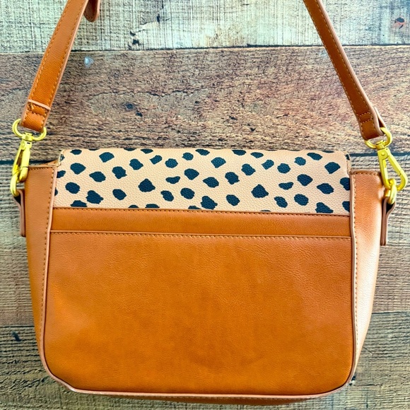 Fawn Designs Print Holliday Collection The Oversized Croissant Bag - Picture 3 of 12